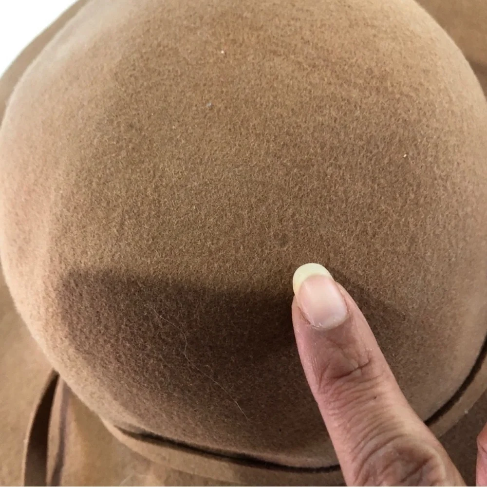 Tan/brown for all season hat 100% Australia wool